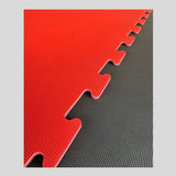 Pavimentazione Anti-urto  PUZZLE IN GOMMA VERGINE ENDURANCE 7mm Risponde alla norma EN 13501-1 (requisiti per la reazione al fuoco) in classe Cfl-s2 (Op. Bfl-s1)