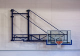 Impianto basket modello TREVI a muro chiudibile lateralmente, sbalzo cm 325, omologato FIBA Art. S04064