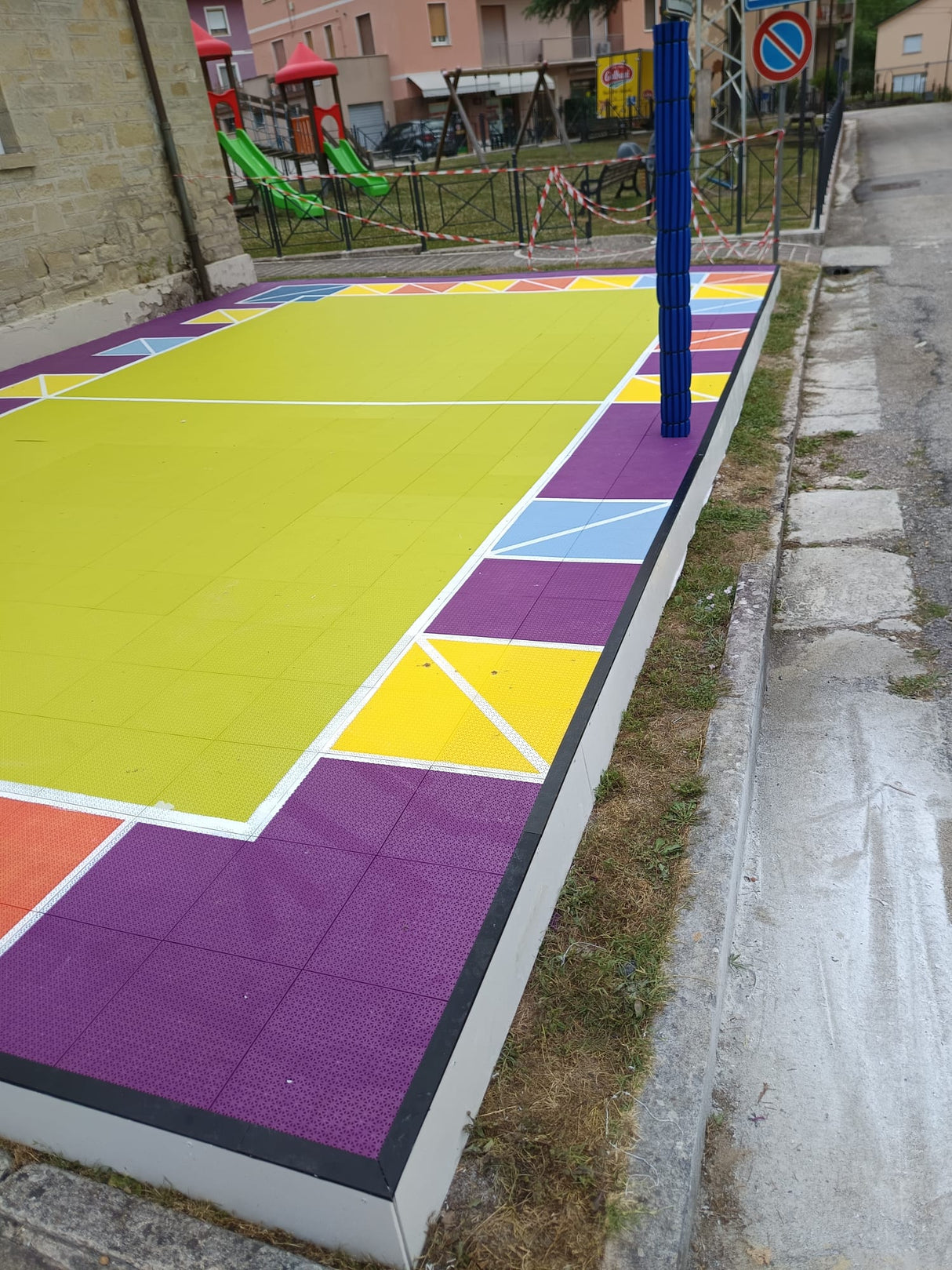 Informazioni per la realizzazione di un campo Basket da Esterno o campi sportivi