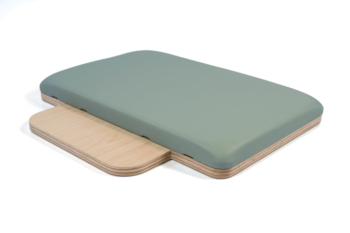 Liveness Reformer in legno di quercia naturale colore Green Tea   PTX5500 cod. PTX-5500G