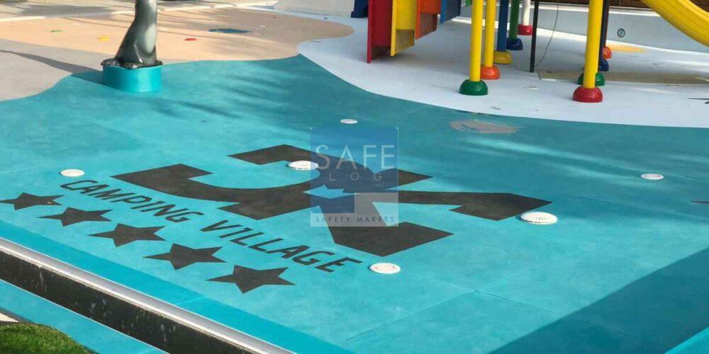 Safe Floor Pavimento antiscivolo e antitrauma per piscine e parchi acquatici da 7 o 10 mm